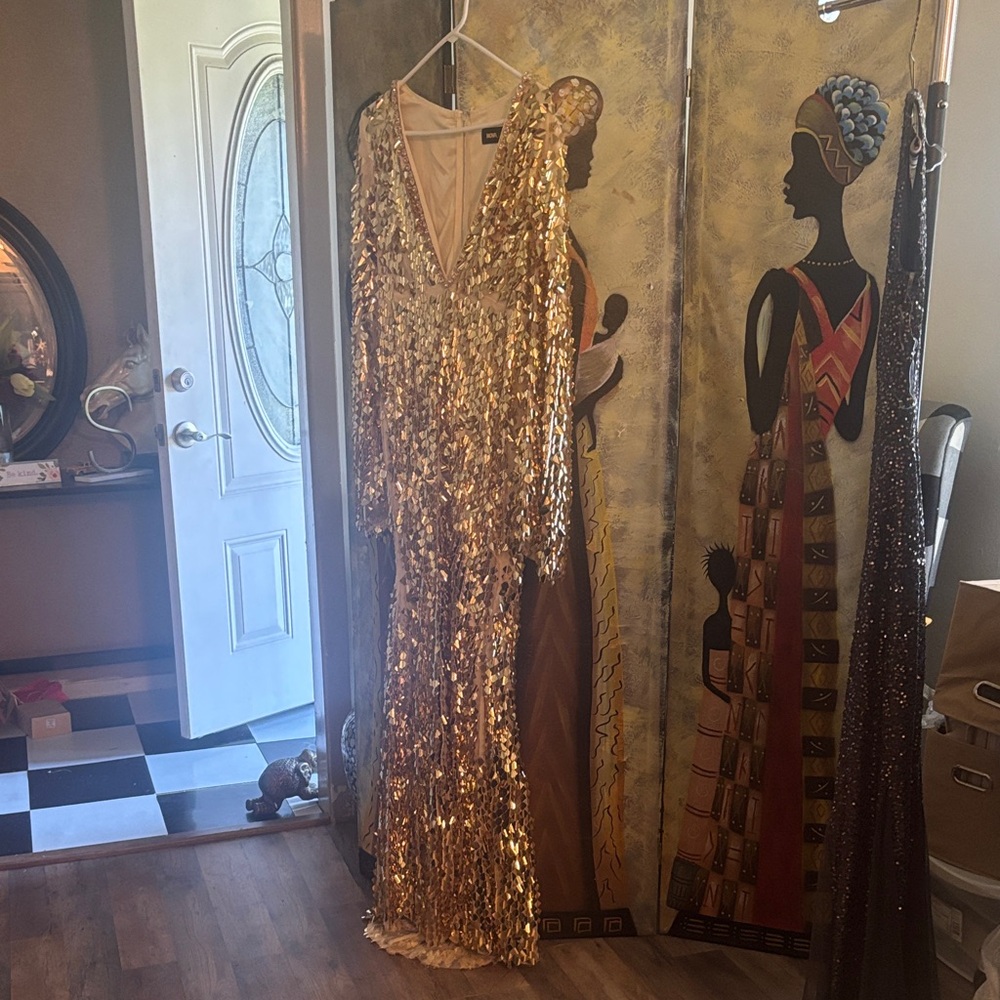 Nova Luxe Gold Sequin Gown